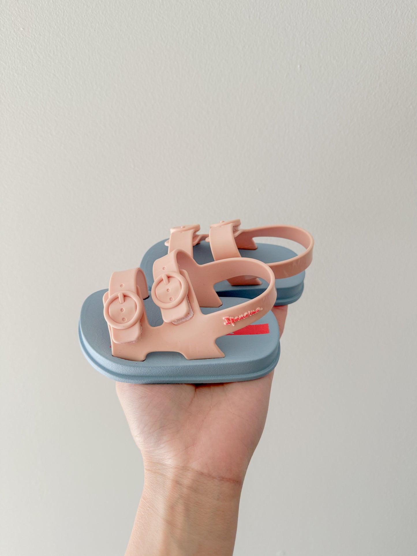 Ipanema Jelly Sandals (5C)