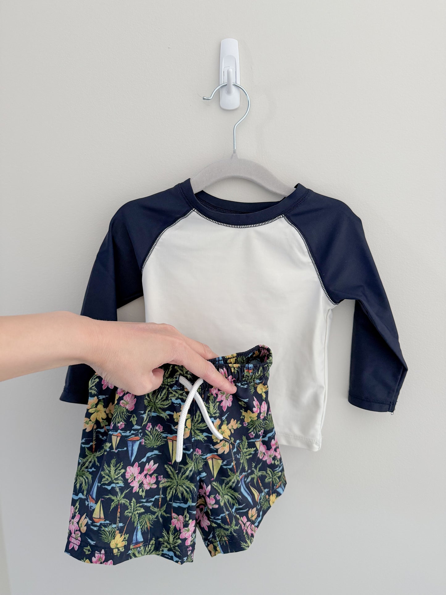 Old Navy Swim Set (12-18m)