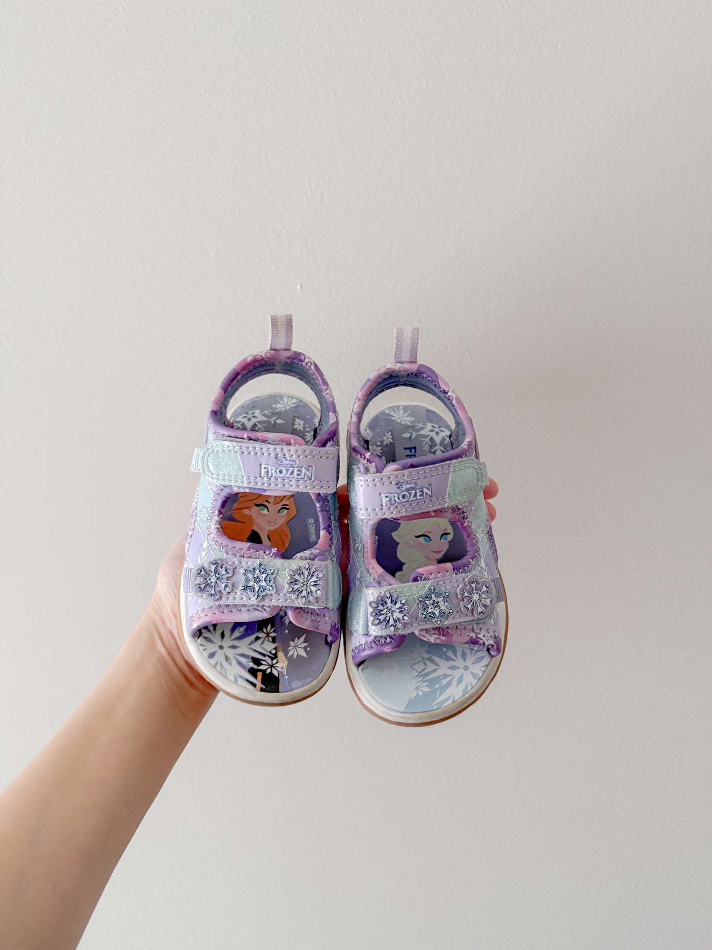 Disney Frozen Sandals (7C)