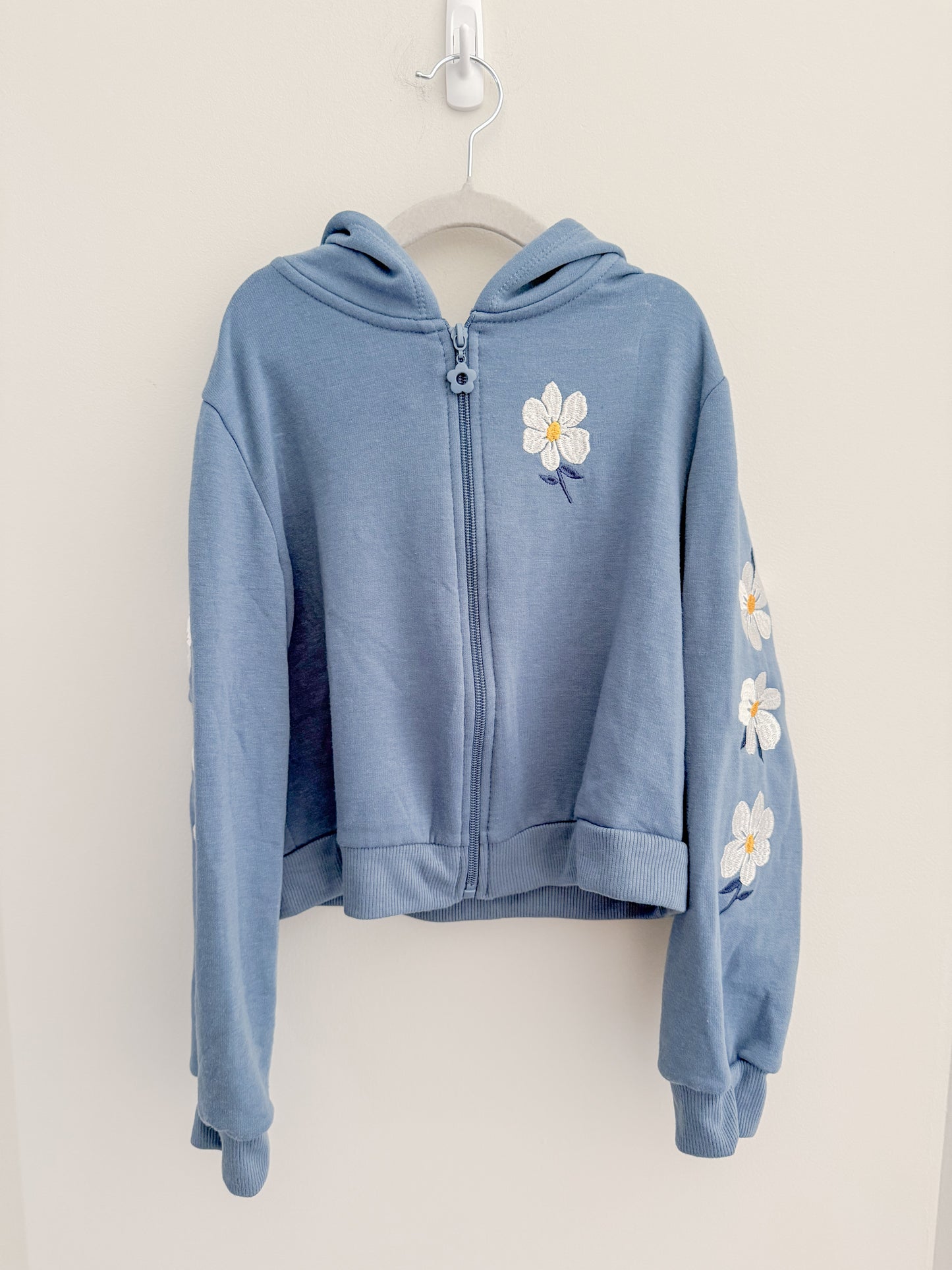 Btween Embroidered Flowers Hoodie (fits 6-8y)