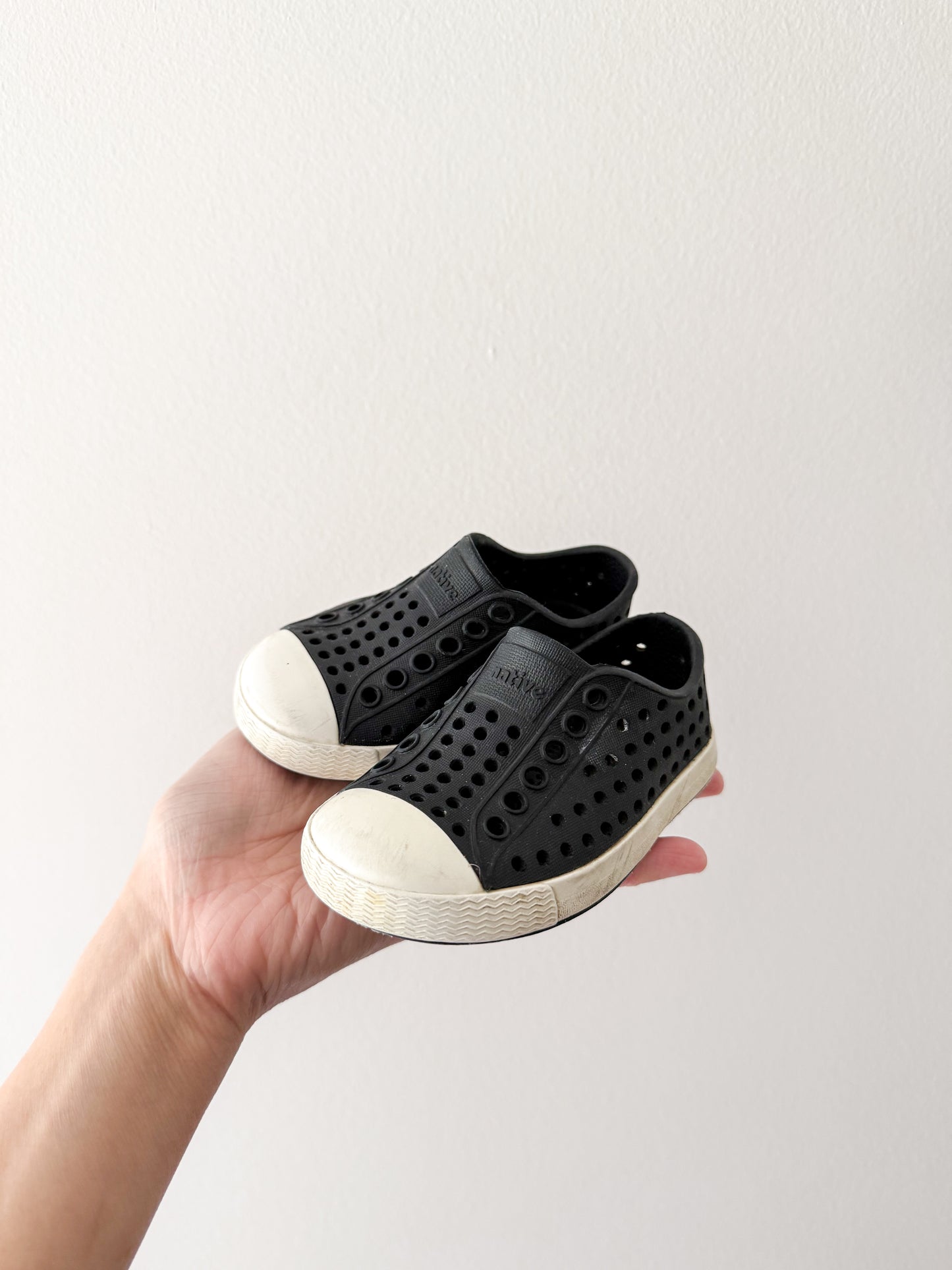 Native Jefferson - Black (C4)