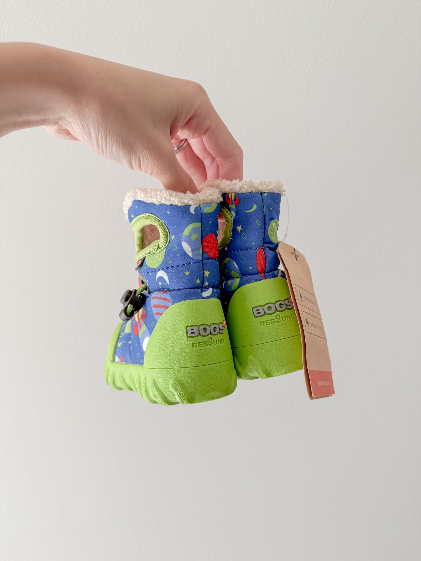 [NEW] Bogs Winter Boots (4C)