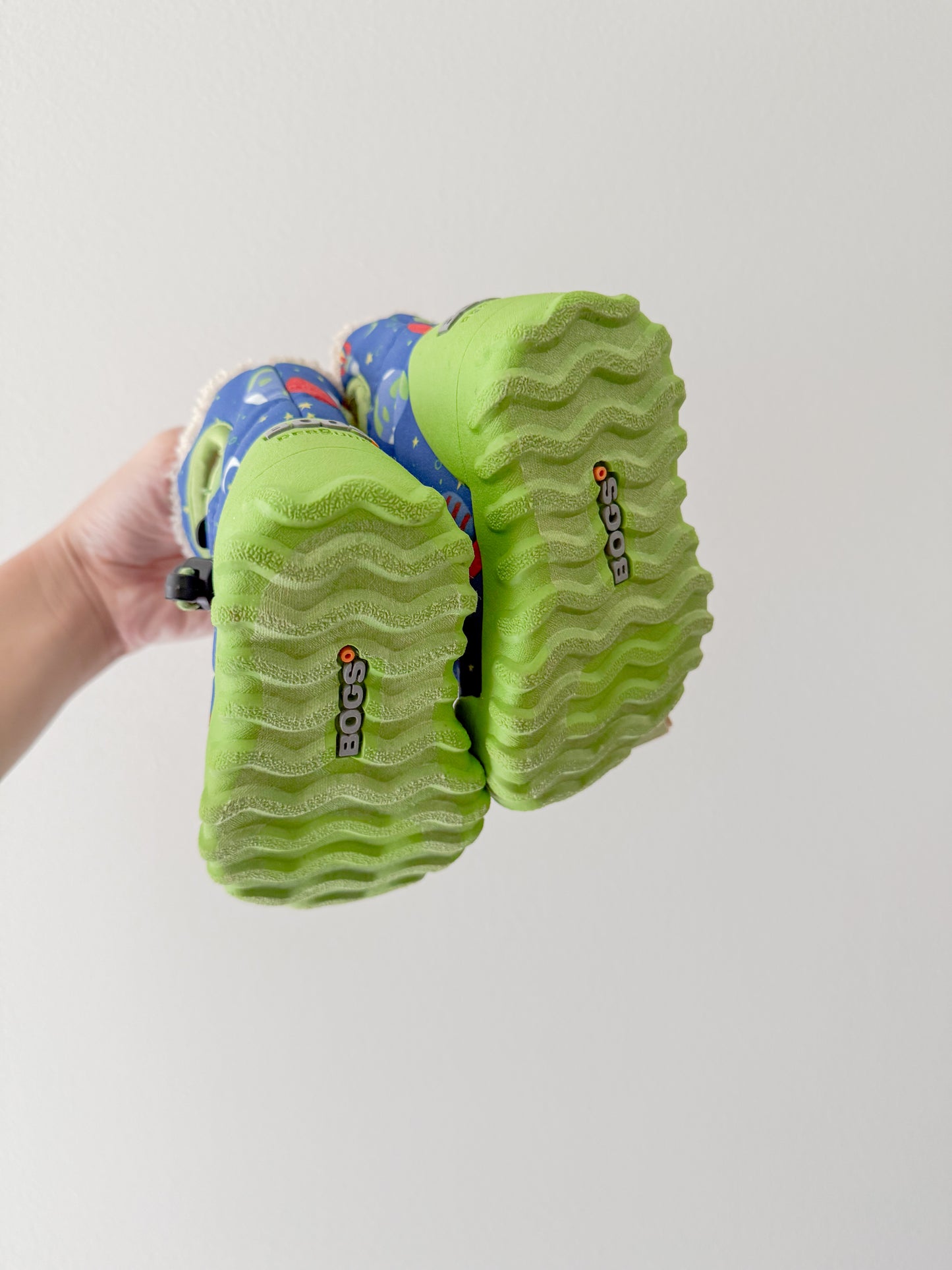 [NEW] Bogs Winter Boots (4C)